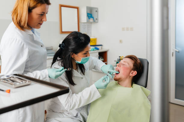 Best Emergency Tooth Extraction  in Lincolnia, VA